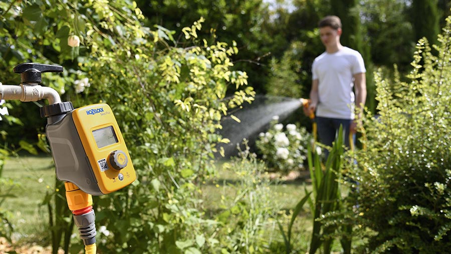 programmateur d'arrosage select plus 2224 1240 hozelock programmateur d'arrosage select plus 2224 1240 hozelock